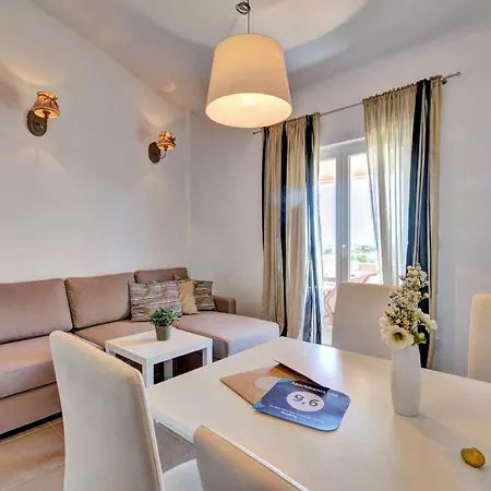 Apartments Lila Novigrad Istria Exteriör bild